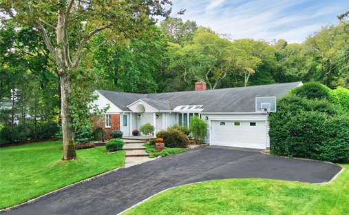 House in East Hills, New York, United States 1