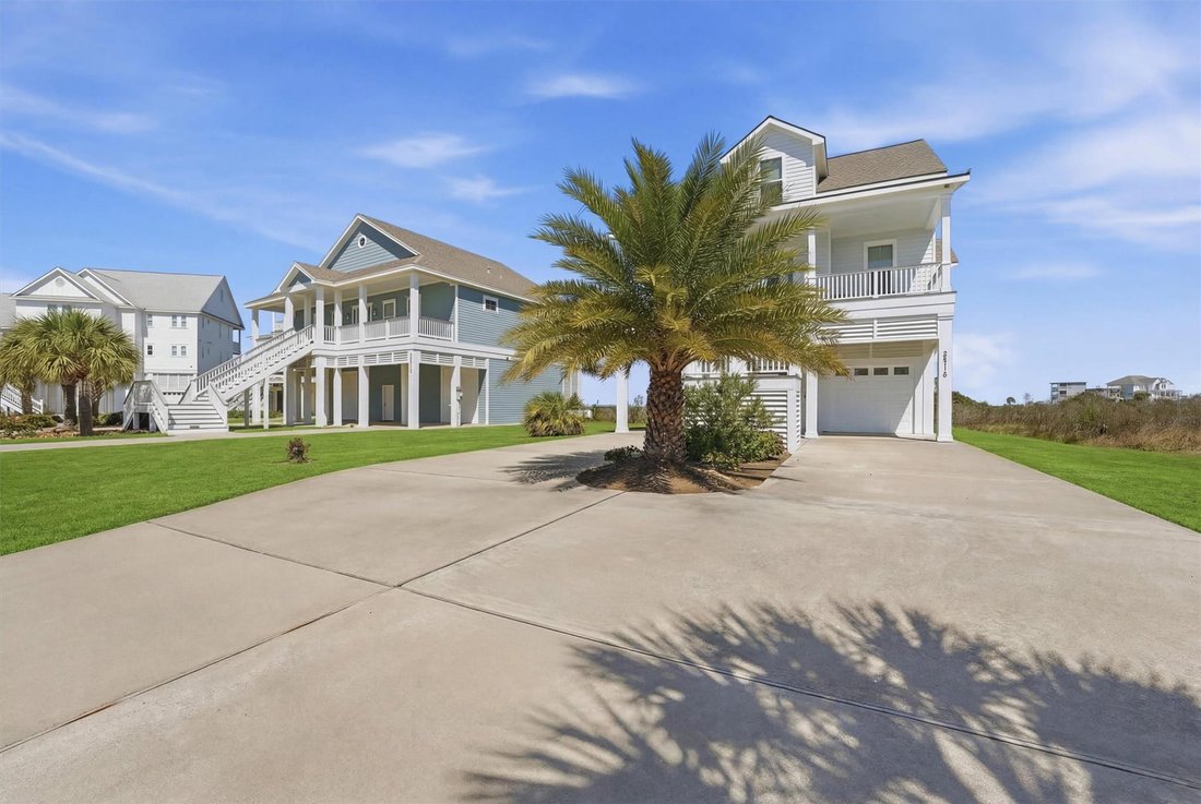 House in Galveston, Texas, United States 2 - 19014501