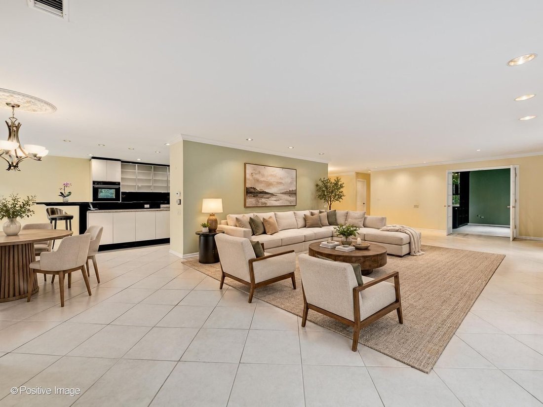 Condo in Northbrook, Illinois, United States 5 - 19013366