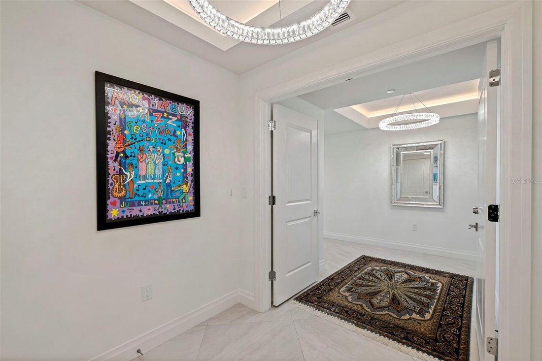 Condo in St. Petersburg, Florida, United States 5 - 19013112