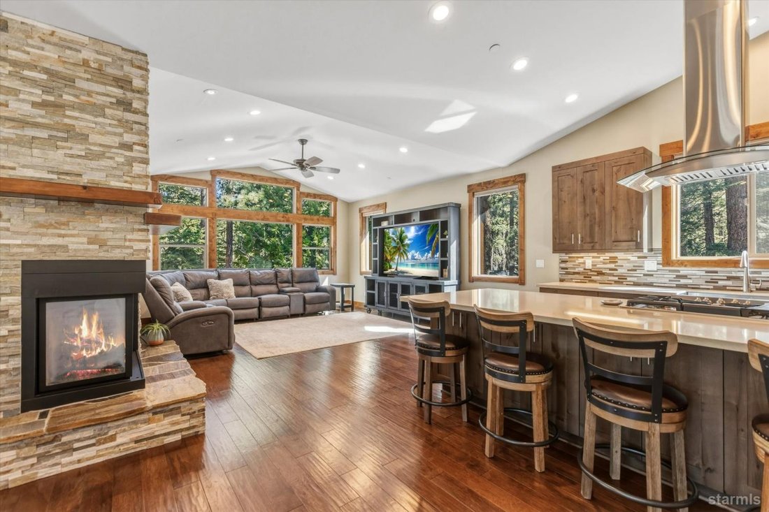House in South Lake Tahoe, California, United States 3 - 19012374