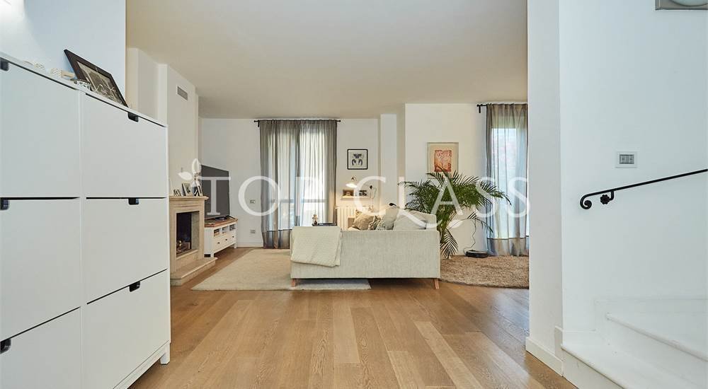 Villa in Basiglio, Lombardy, Italy 2 - 19009532