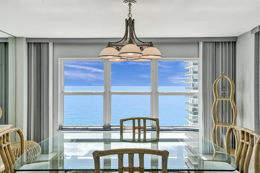 Condo in Fort Lauderdale, Florida, United States 2 - 19010170