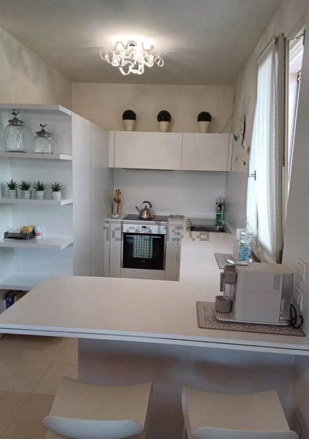 Apartment in Desenzano Centro, Desenzano del Garda, Lombardy 4 - 19015141