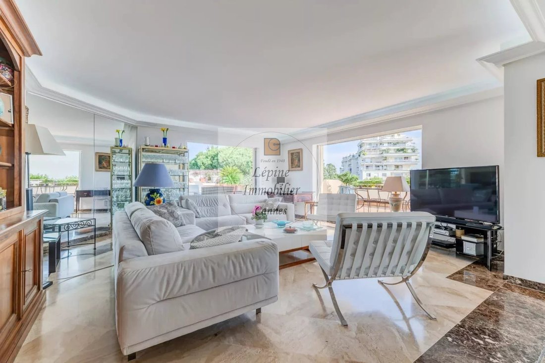 Apartment in Cannes, Provence-Alpes-Côte d'Azur, France 2 - 17094513