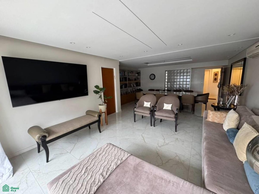 Condo in Buenos Aires, Buenos Aires, Argentina 2 - 19012939