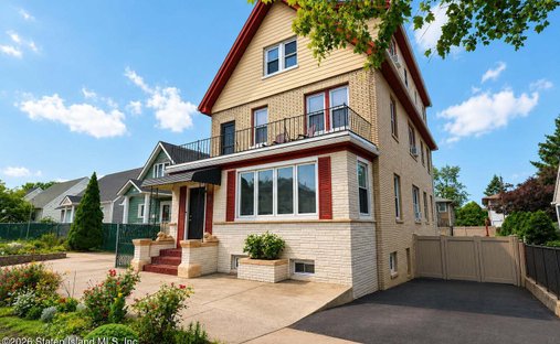 House in New York, New York, United States 1