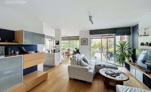 Apartment in Evian-les-Bains, Auvergne-Rhône-Alpes, France 1