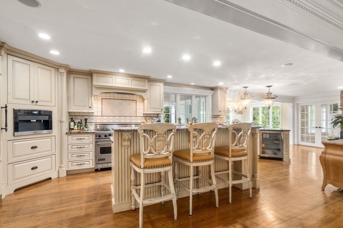 House in Shrewsbury, Massachusetts, United States 3 - 19014666