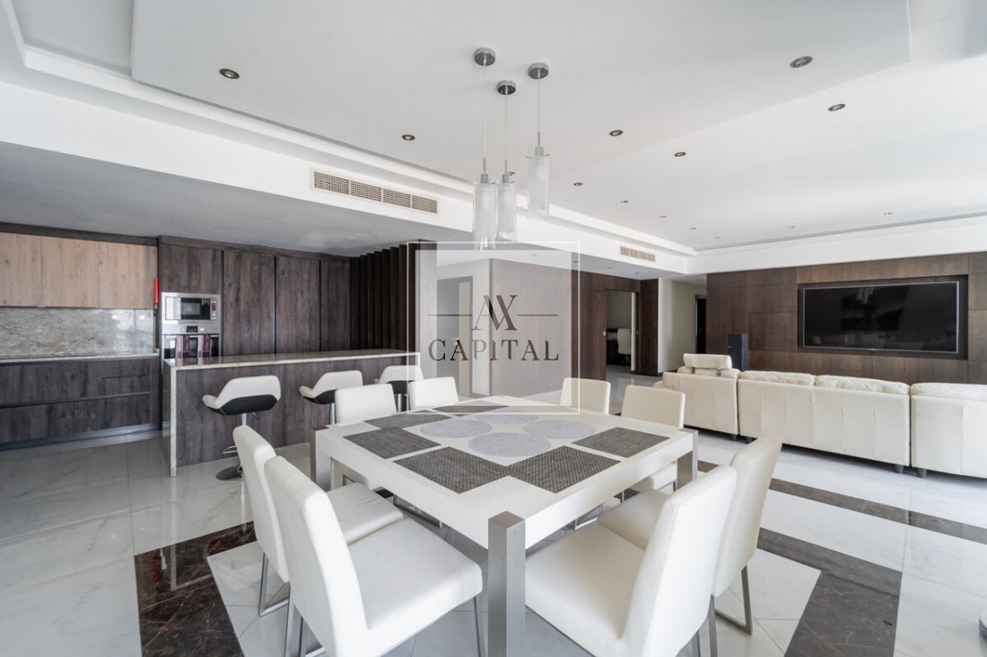 Apartment in Palm Jumeirah, Dubai, United Arab Emirates 3 - 19015286
