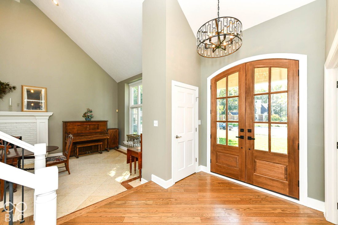 House in Westfield, Indiana, United States 3 - 19008931