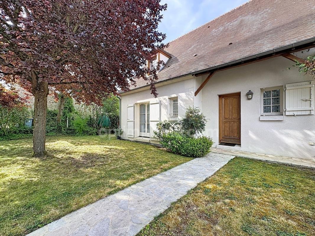 House in La Faisanderie, L'Isle-Adam, France 3 - 19015108