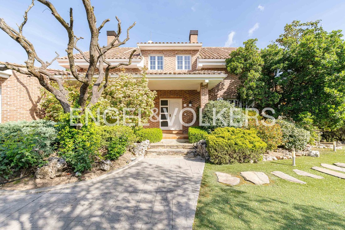 House in Las Rozas de Madrid, Comunidad de Madrid, Spain 3 - 19014591