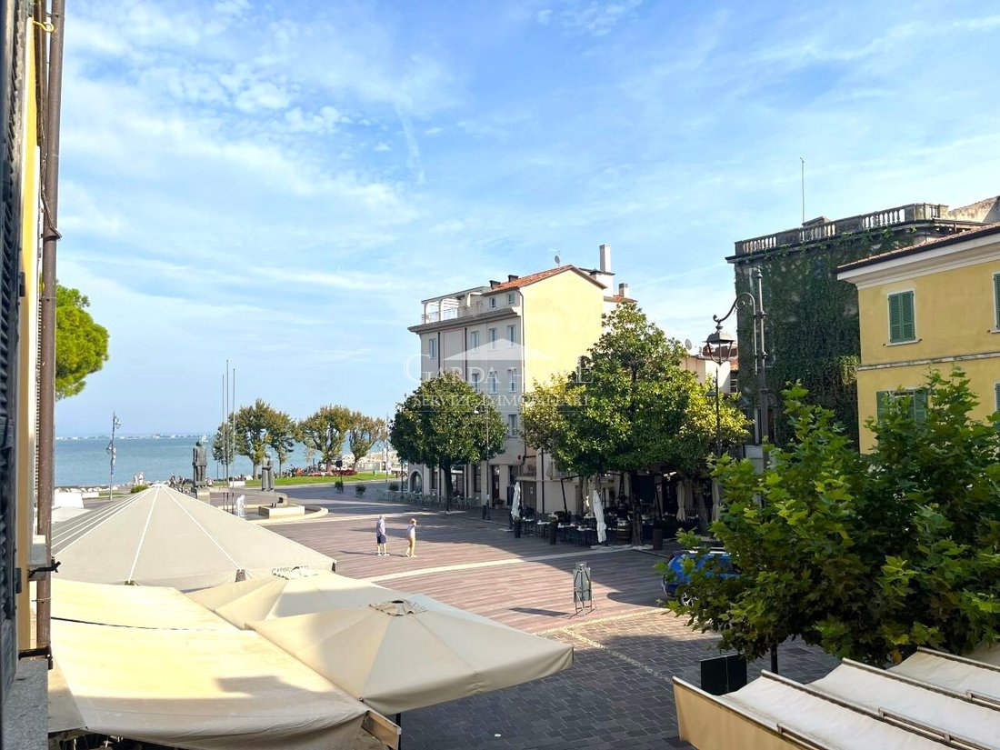Apartamento en Centro Storico, Desenzano del Garda, Lombardía 3 - 19015553