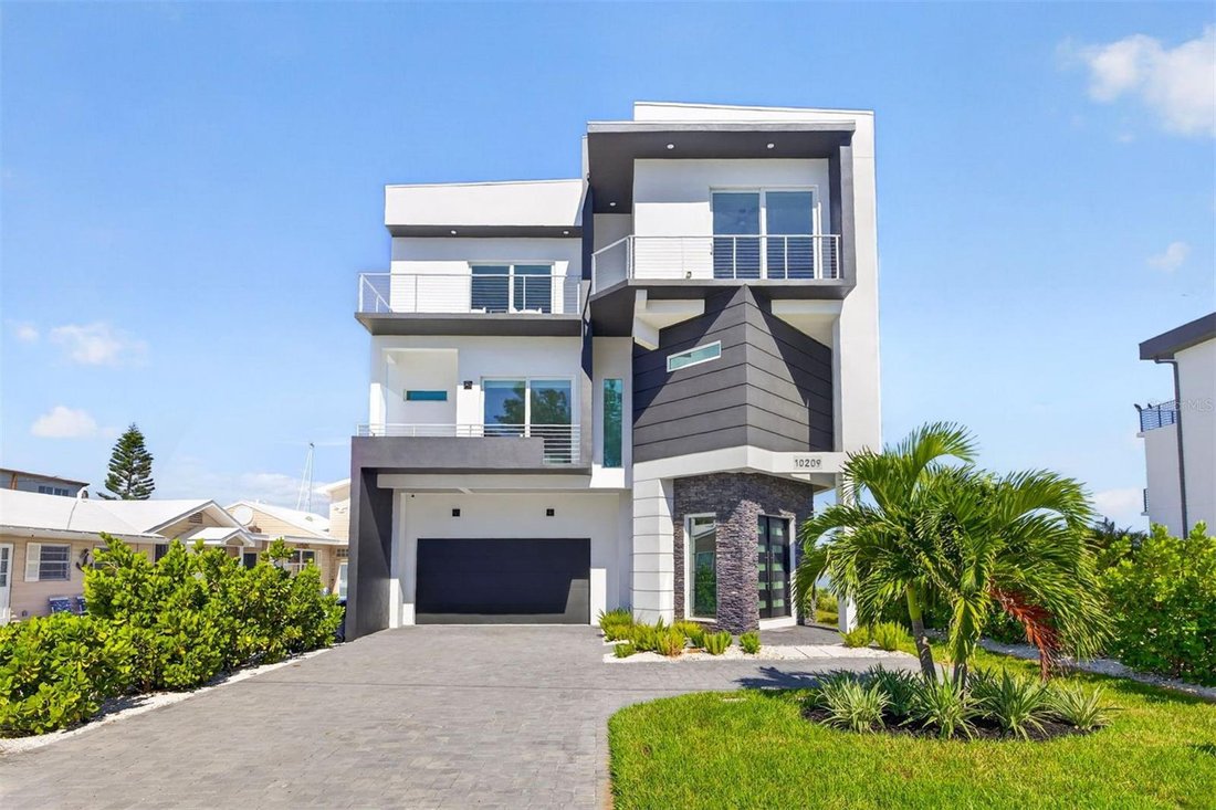 House in St. Pete Beach, Florida, United States 1 - 19010055