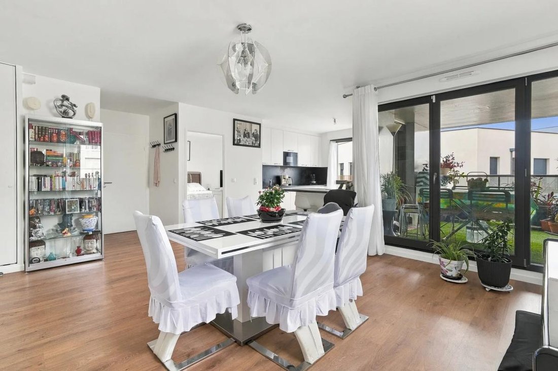 Apartment in Gennevilliers, Ile-de-France, France 1 - 19010931