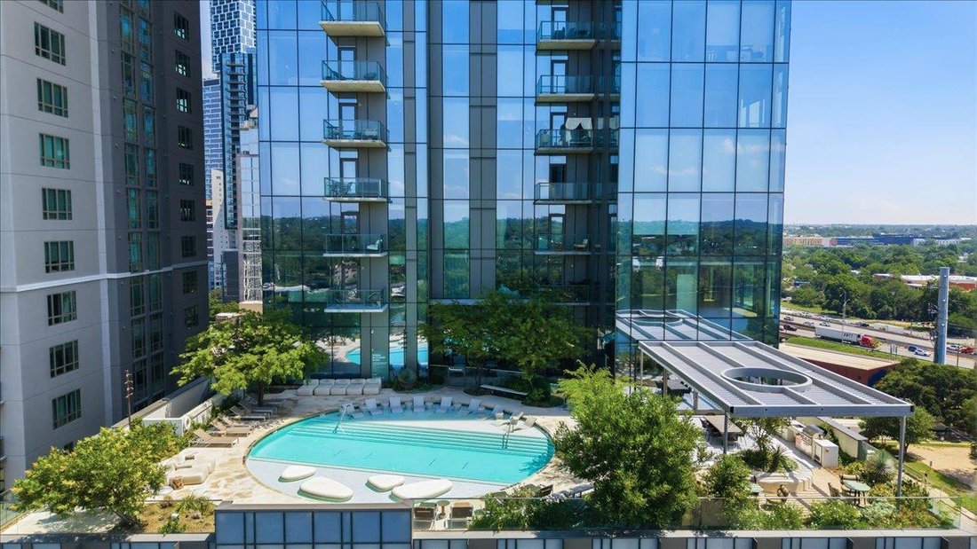 Condo in Austin, Texas, United States 4 - 19013326