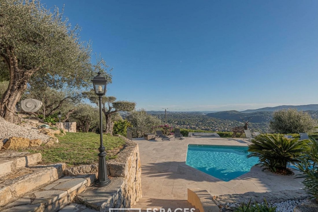 Villa in Cabris, Provence-Alpes-Côte d'Azur, France 1 - 16727987