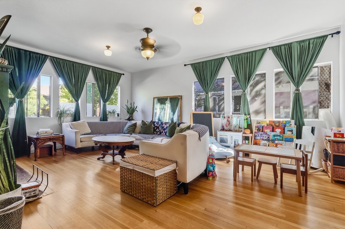 House in Los Angeles, California, United States 5 - 19011877