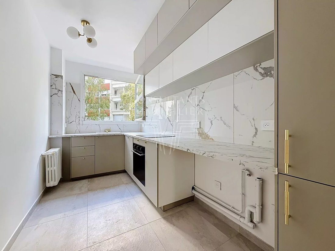 Apartment in Vaugirard-Parc des Expositions, Paris 15e Arrondissement, Paris 5 - 19010803