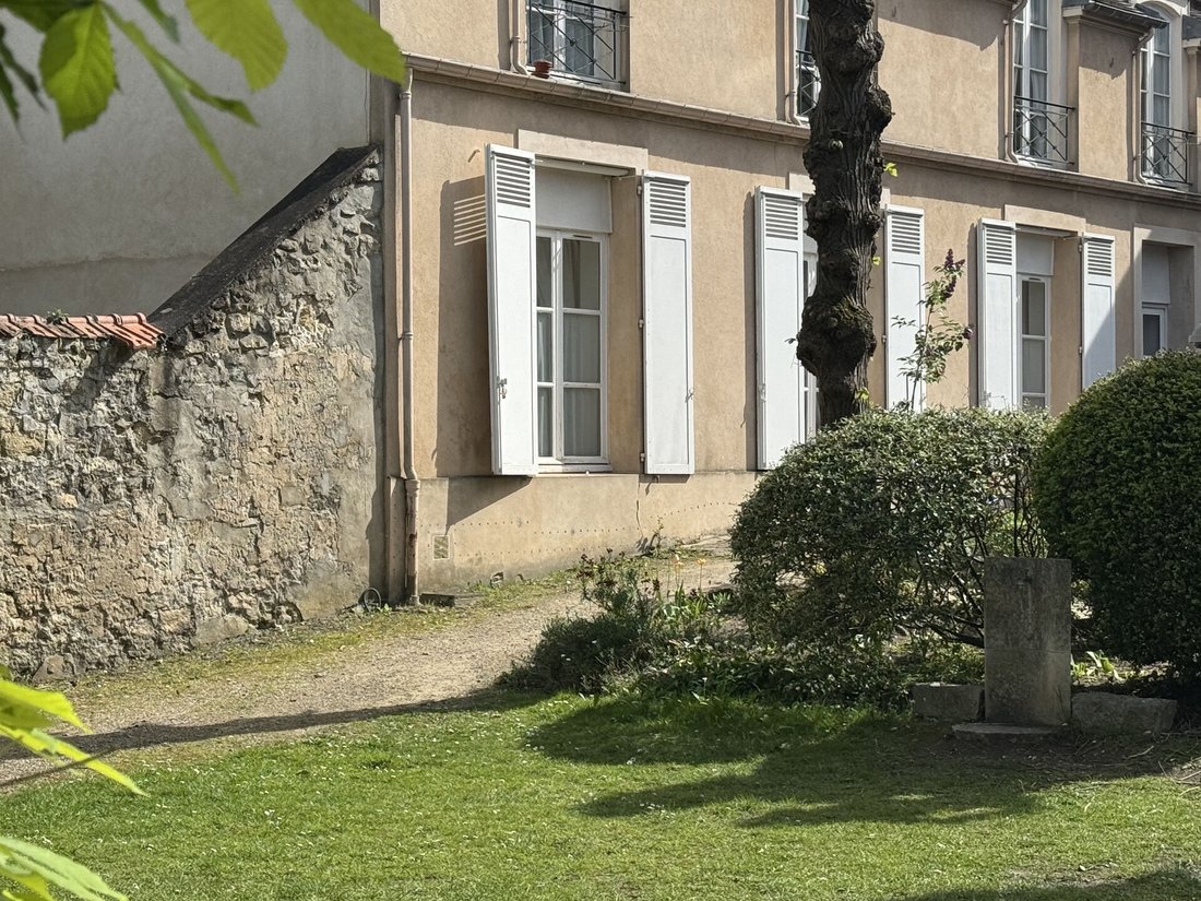 Apartment in Forêt, Saint-Germain-en-Laye, France 2 - 17748660