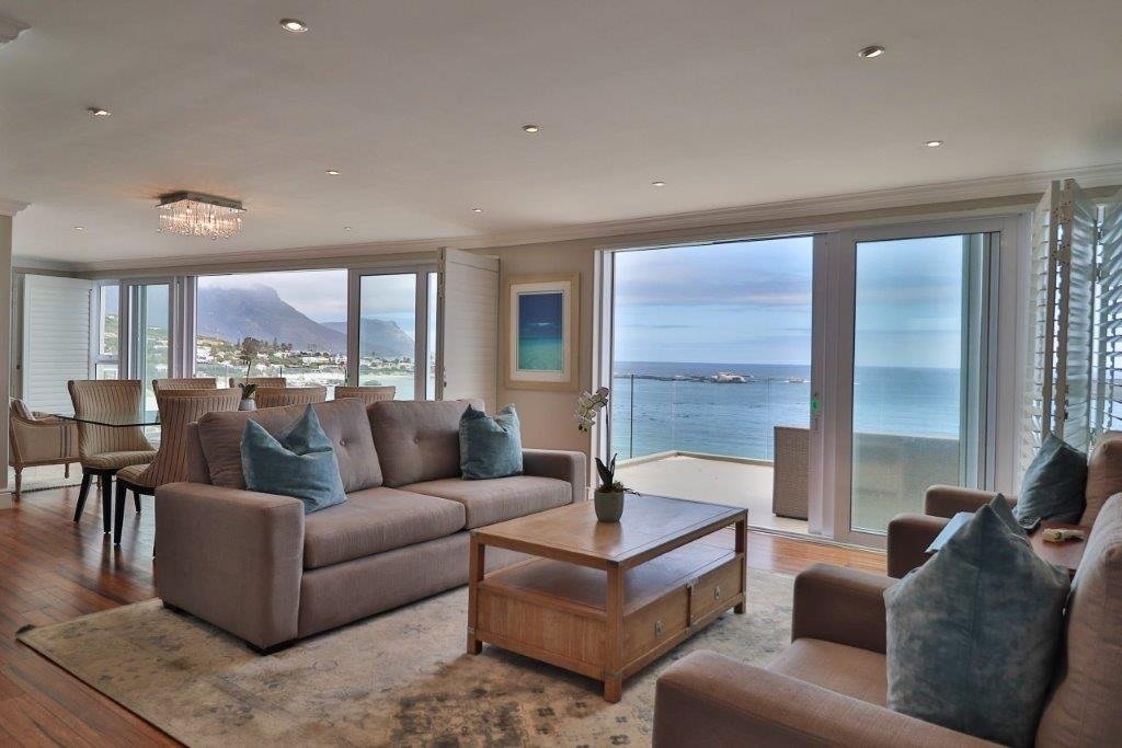 House in Clifton, Atlantic Seaboard, Cape Town 3 - 19011372