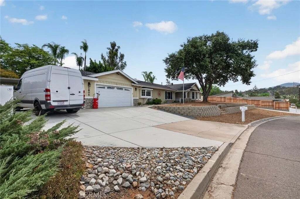 House in El Cajon, California, United States 5 - 19014202