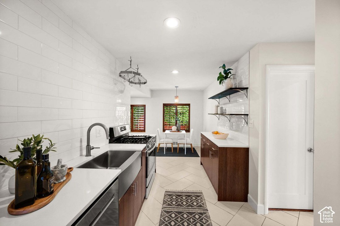 House in Salt Lake City, Utah, United States 4 - 18076386