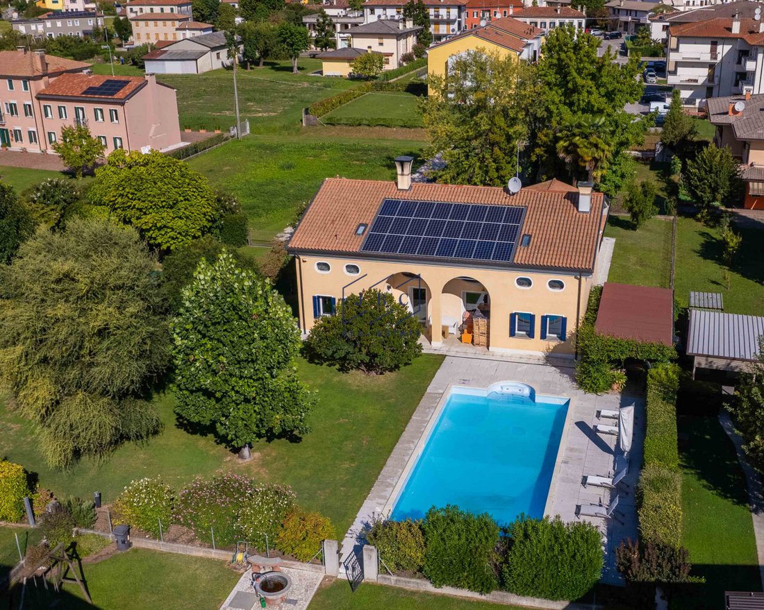 Villa in Ormelle, Veneto, Italy 3 - 19015557
