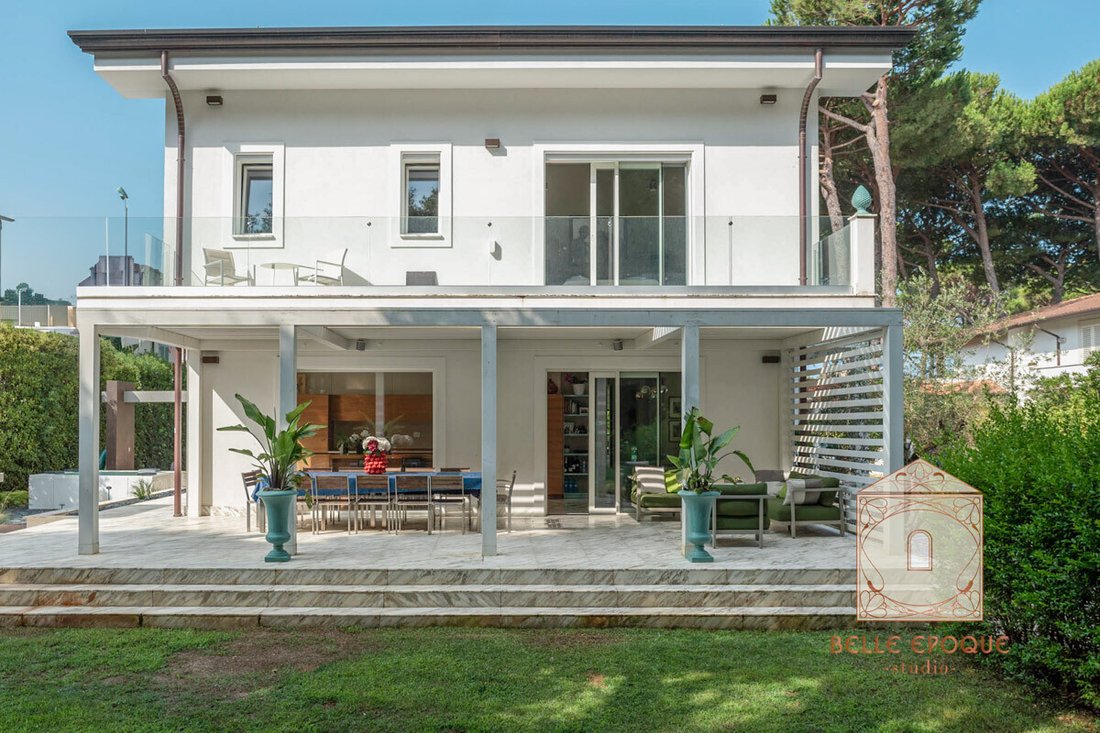 Villa in Pietrasanta, Tuscany, Italy 2 - 19007180