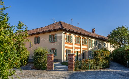 House in Ovest, Asti, Piedmont 1
