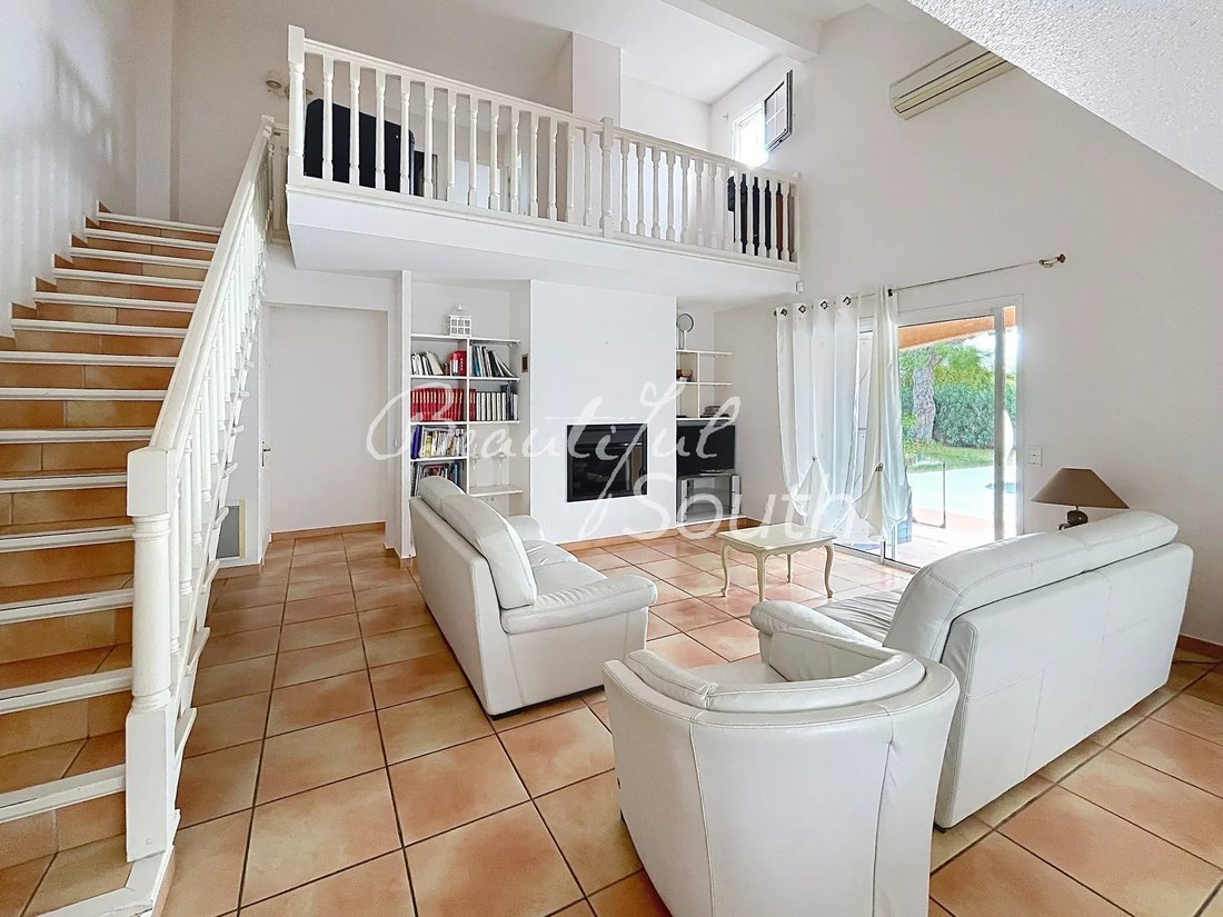 Villa in Perpignan, Occitania, France 4 - 19011042