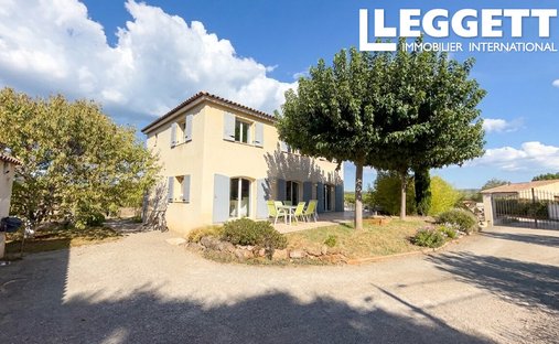 Villa in Montfort-sur-Argens, Provence-Alpes-Côte d'Azur, France 1