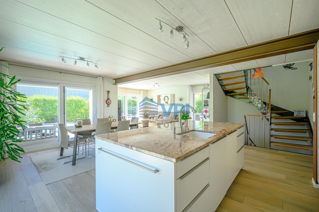Villa in Eysins, Vaud, Switzerland 4 - 19012062