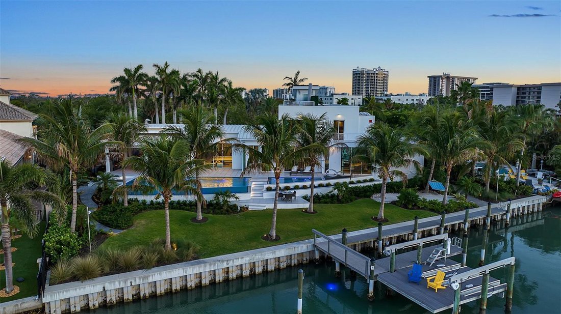 House in Sarasota, Florida, United States 3 - 19014832