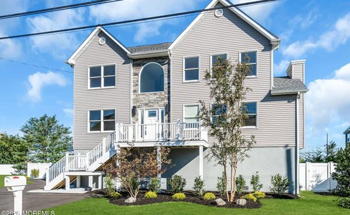 Haus in Union Beach, New Jersey, Vereinigte Staaten 1