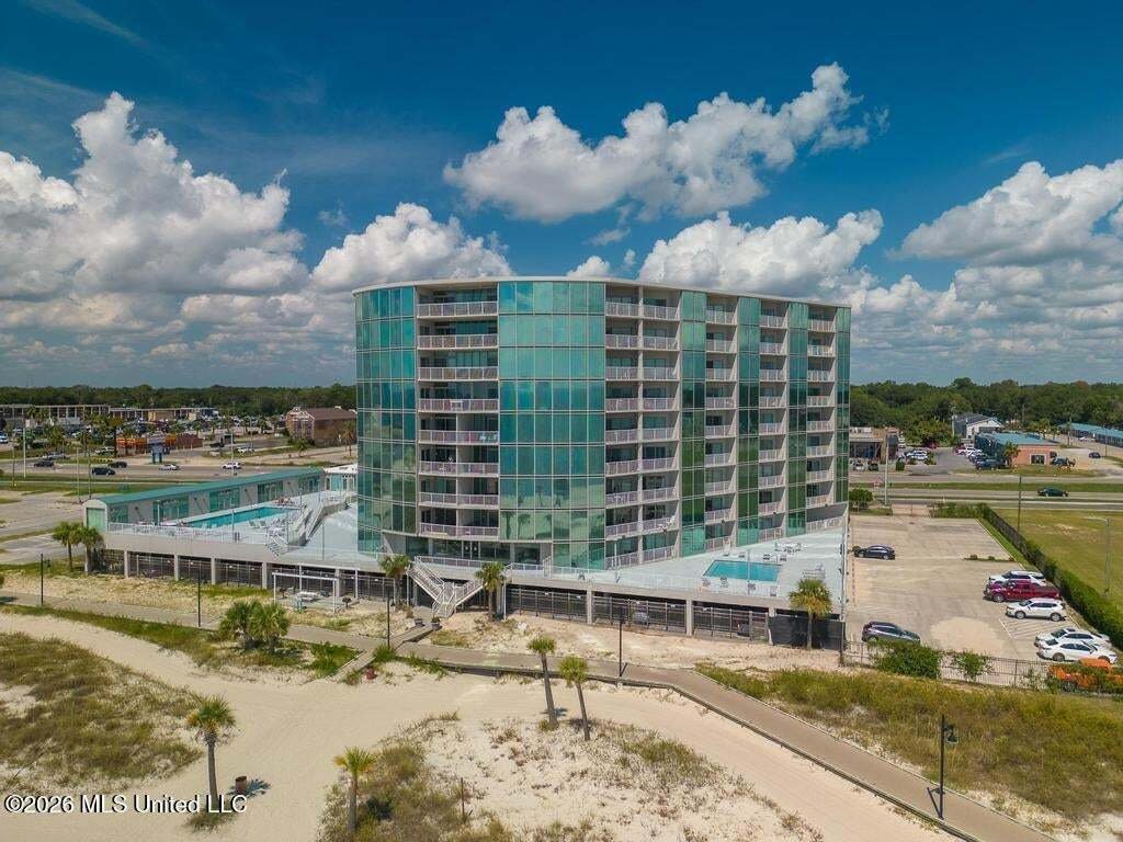 Condo in Biloxi, Mississippi, United States 1 - 19012385