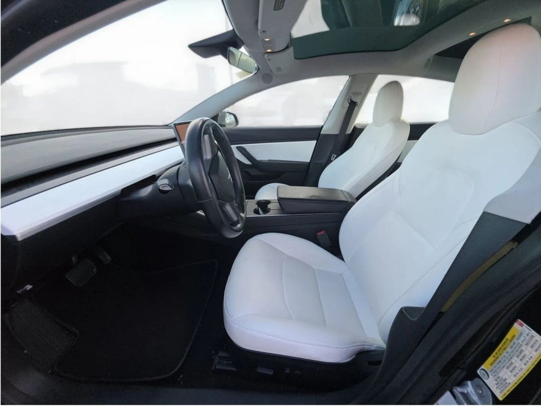 Sedan in Longwood, FL, United States 3 - 19015872