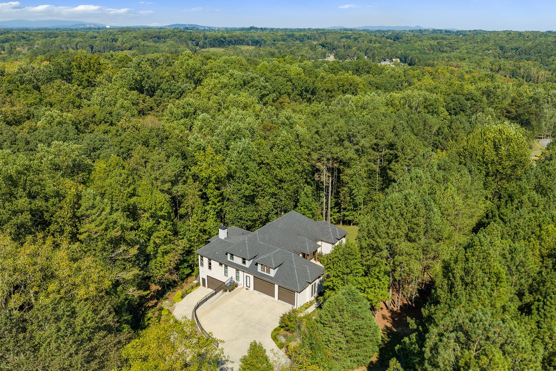 House in Canton, Georgia, United States 2 - 19011795