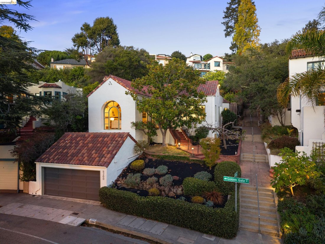 House in Oakland, California, United States 1 - 19014664