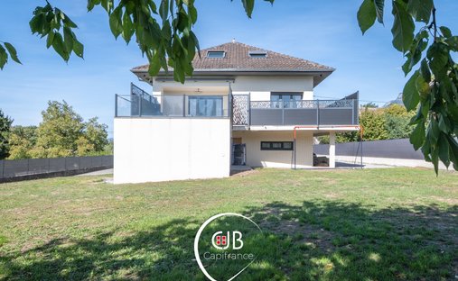 House in Sonnaz, Auvergne-Rhône-Alpes, France 1