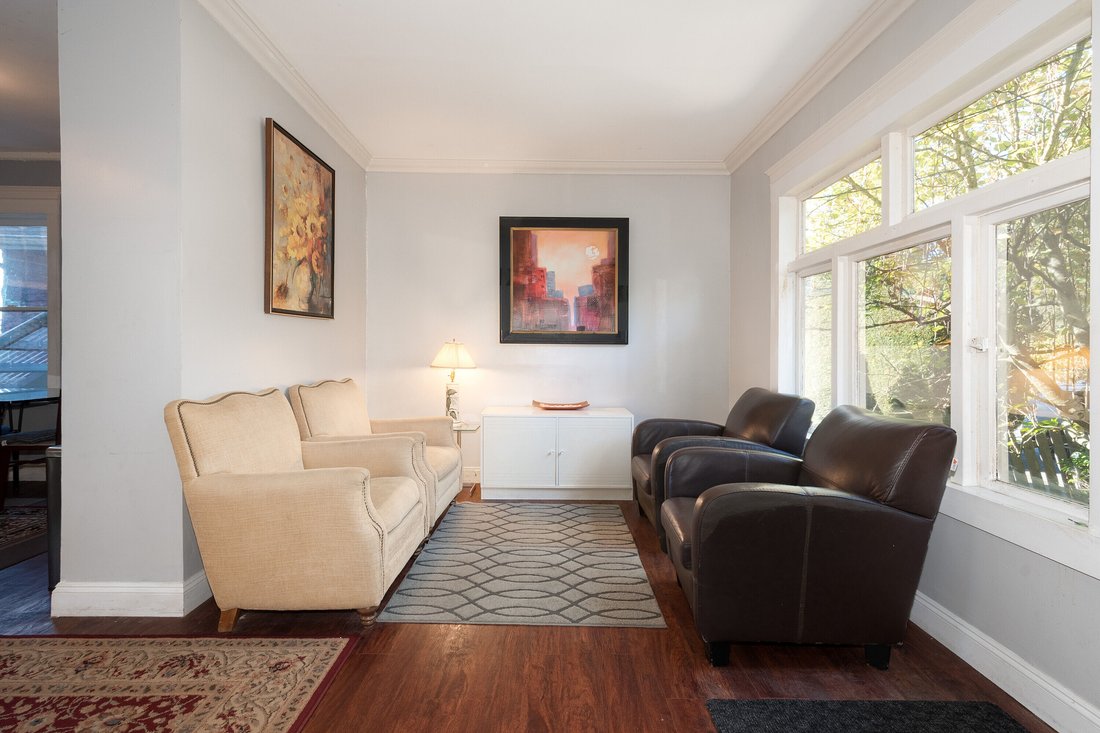 House in North Vancouver, British Columbia, Canada 5 - 19011717