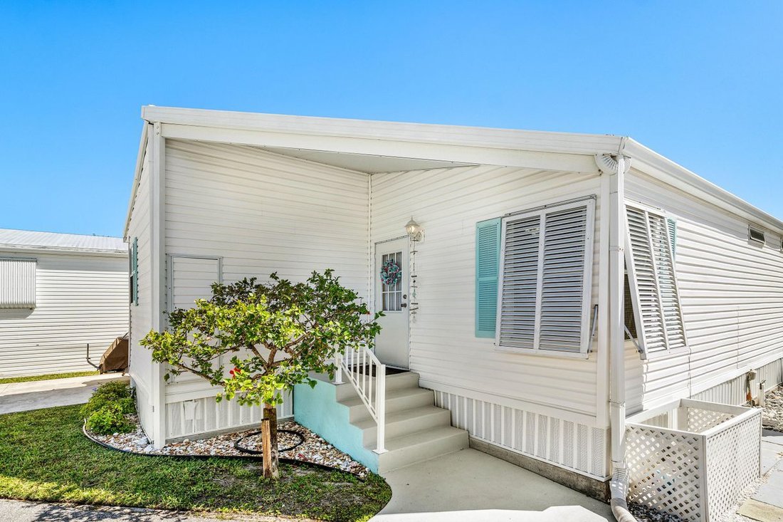 Co Op in Boynton Beach, Florida, United States 3 - 19011758