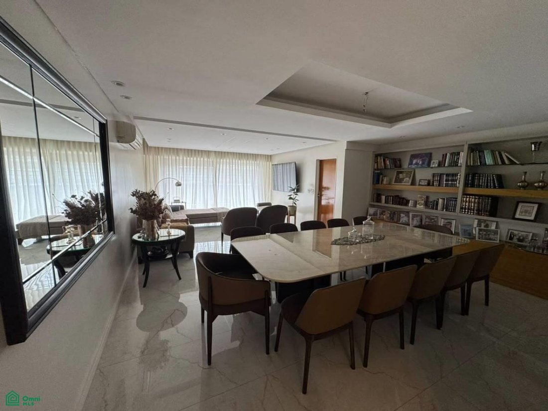 Condo in Buenos Aires, Buenos Aires, Argentina 1 - 19012939