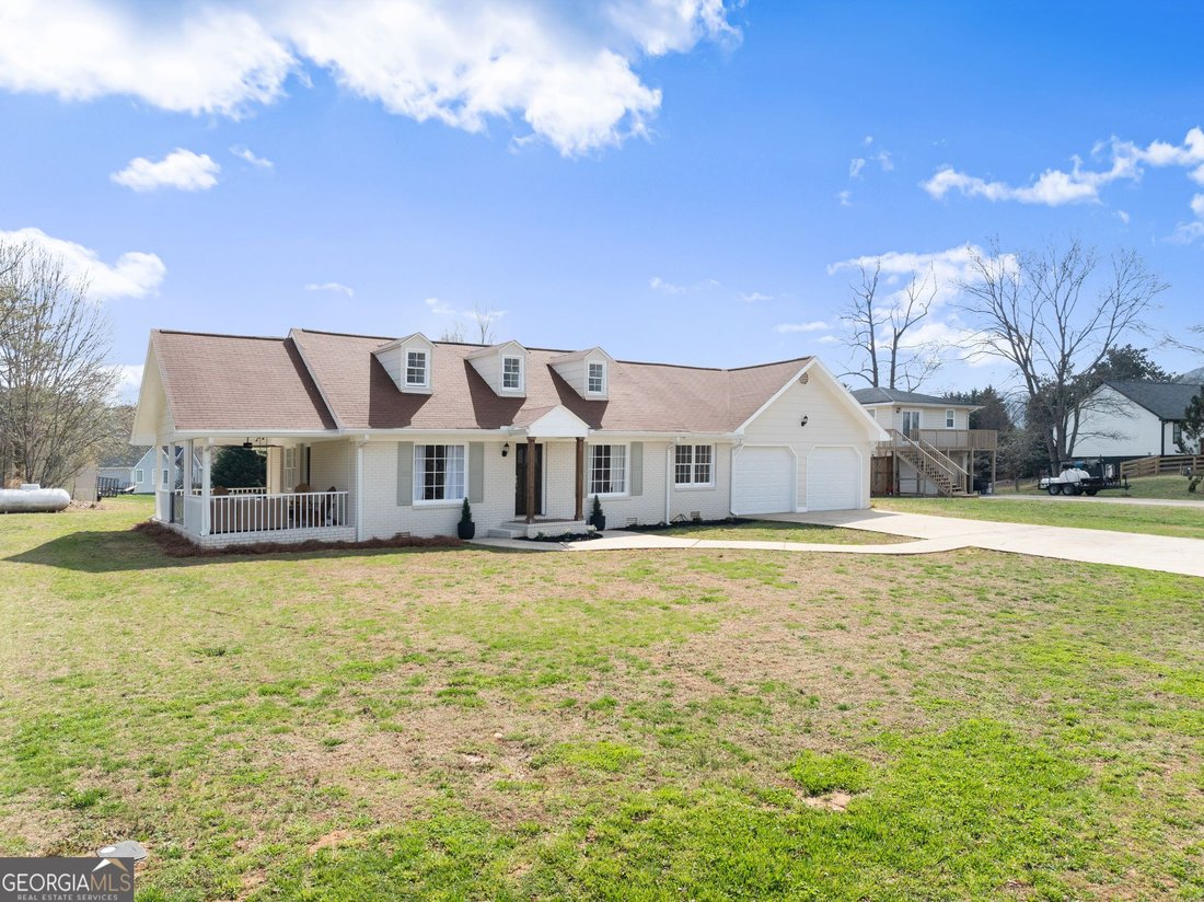 House in Cleveland, Georgia, United States 2 - 19010230
