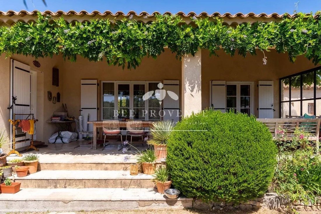 Villa in Aups, Provence-Alpes-Côte d'Azur, France 3 - 18292229