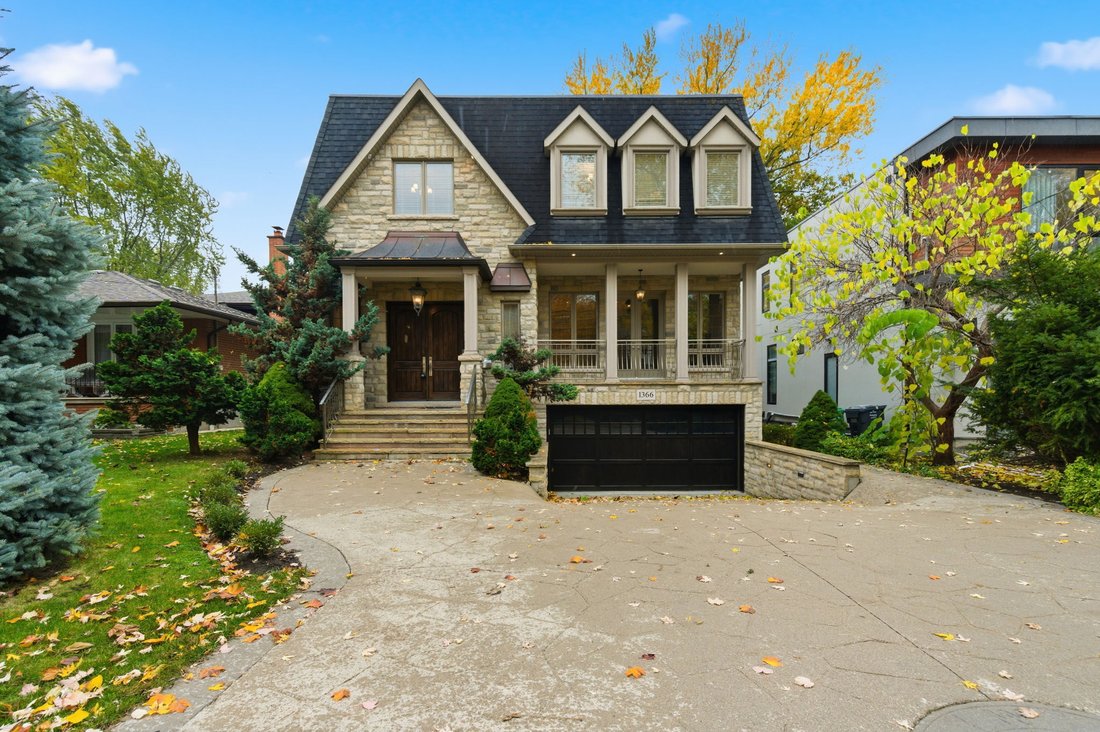 House in Mississauga, Ontario, Canada 1 - 19010416