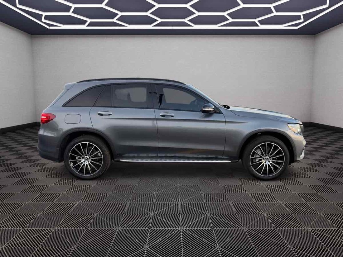 Suv in Midlothian, IL, United States 4 - 19010501