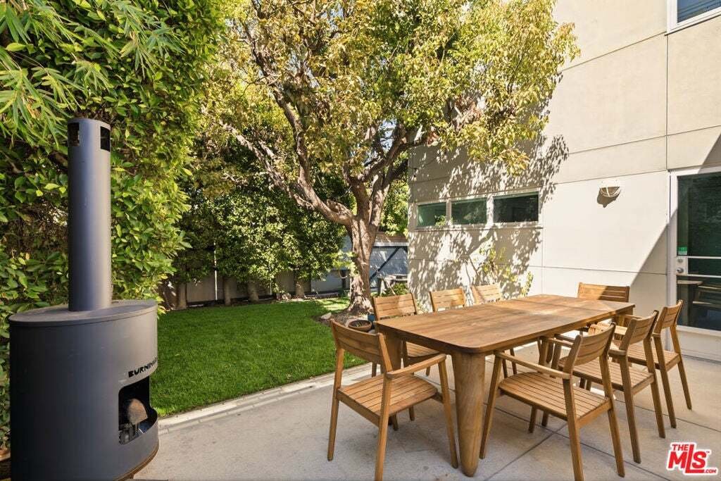 House in Los Angeles, California, United States 2 - 19012487