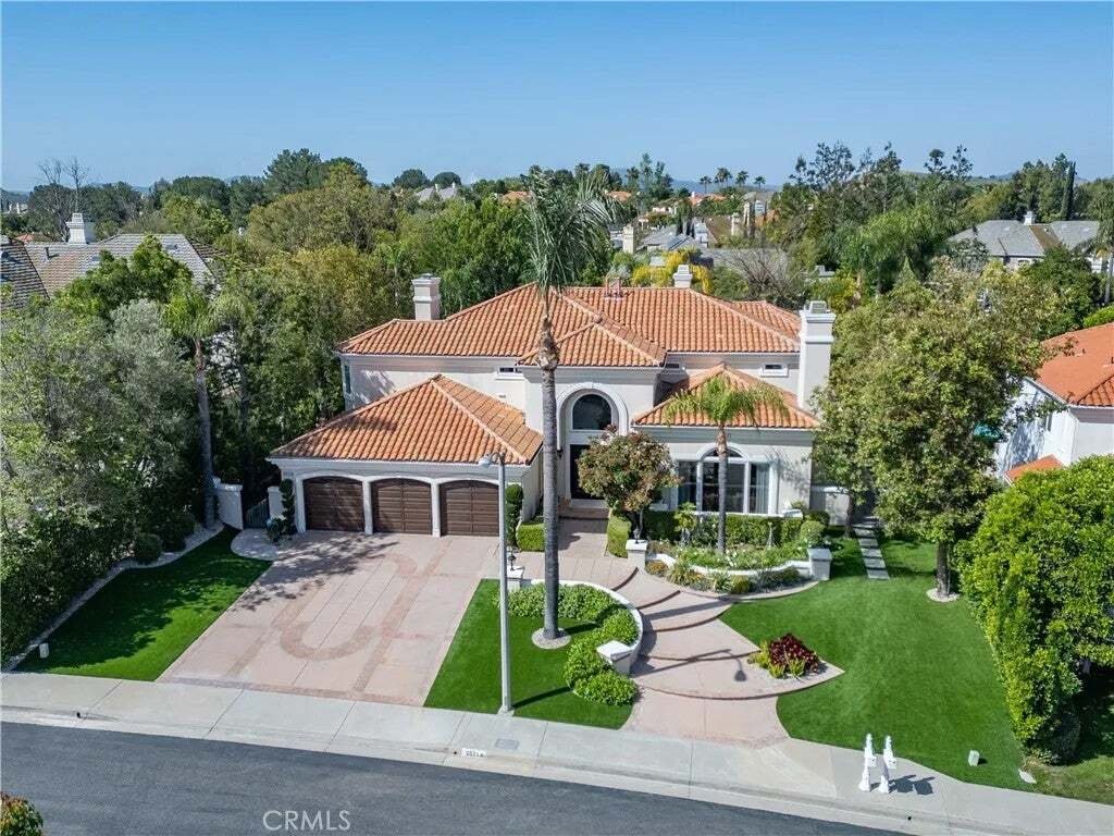 Casa en Hidden Hills, California, Estados Unidos 1 - 18449504